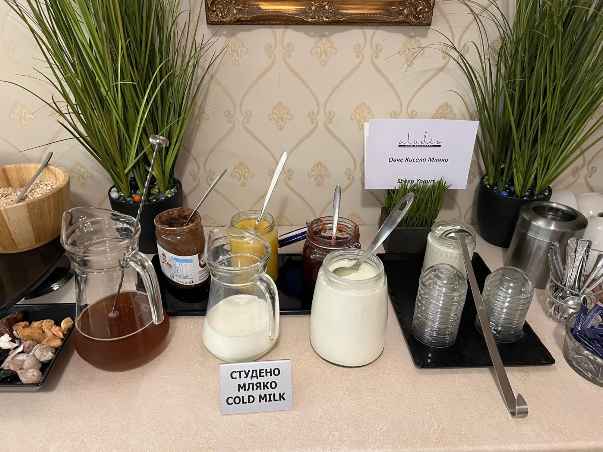 Hotel Studio Ξενοδοχείο 3*