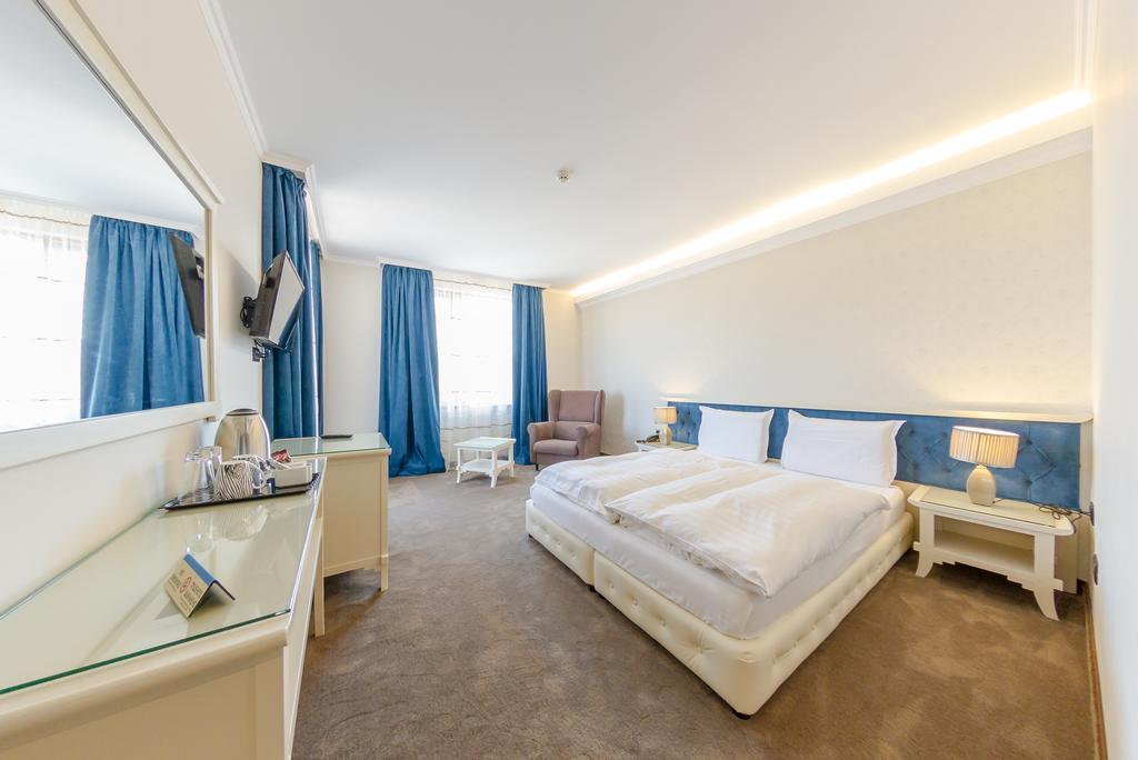 Ξενοδοχείο Hotel Studio 3*