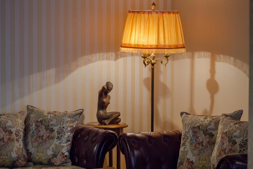 Hotel Studio